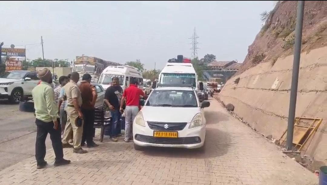 Disarray at the Garamod entry tax barrier leads to increased inconvenience.