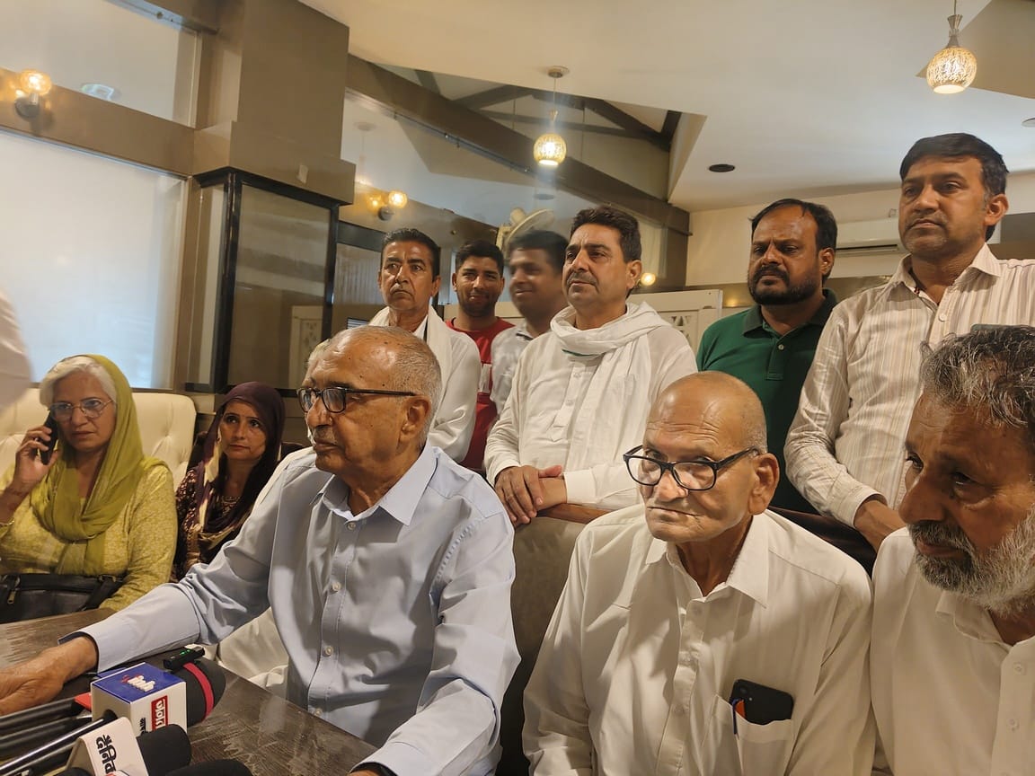 Only regional parties will halt the BJP's chariot: Prof. Sampat