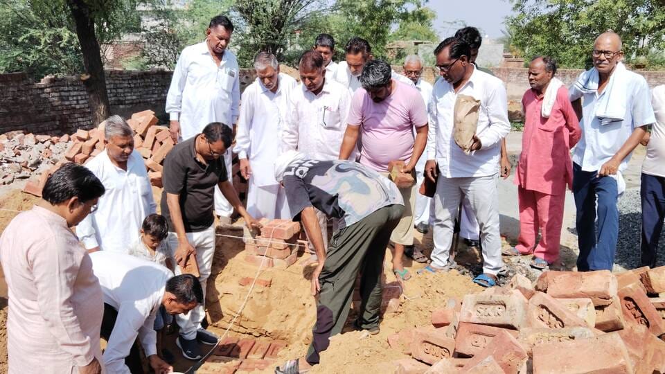 Sanitation facilities to be expanded; construction of 4 public toilets begins.