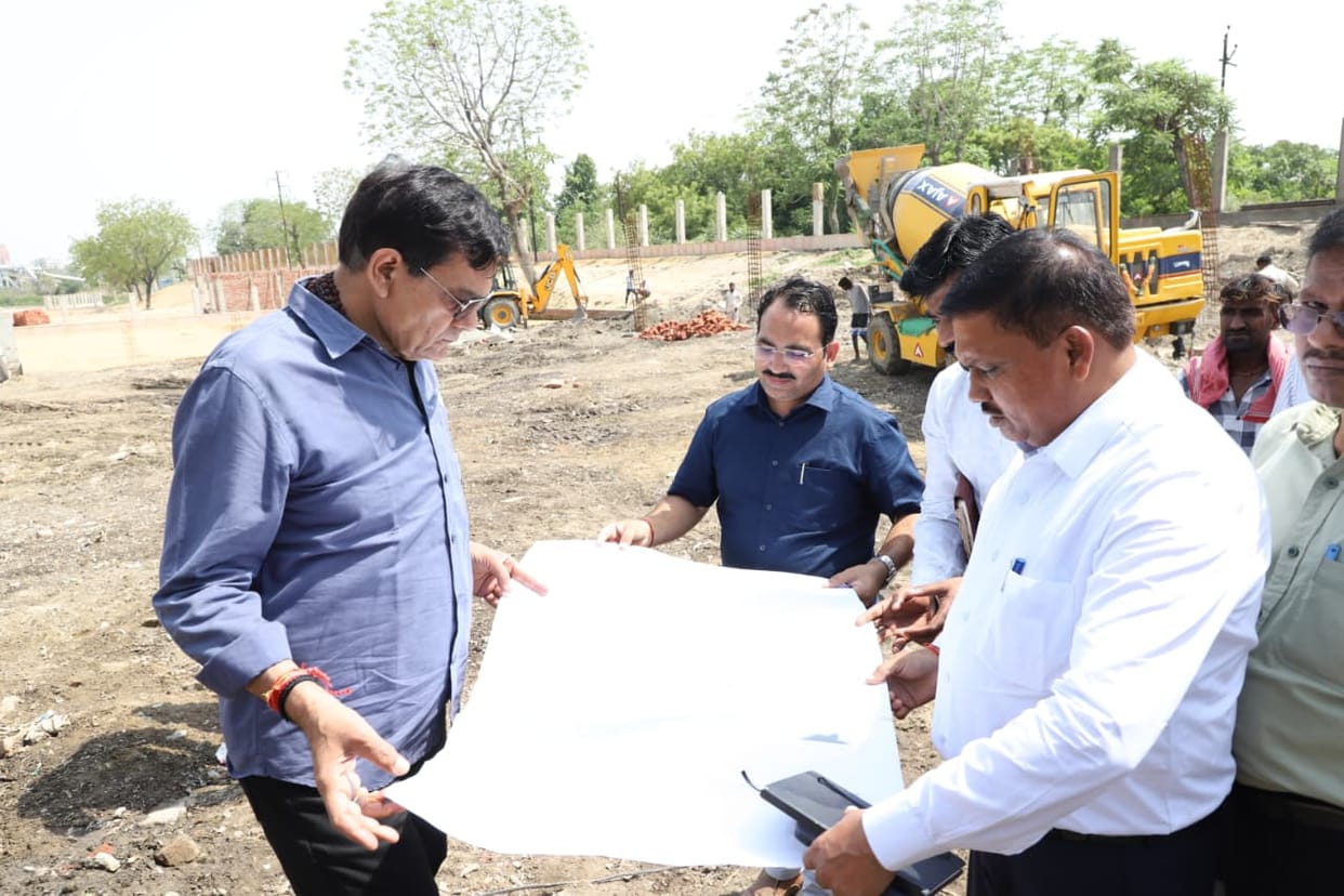 10 new drains will be constructed to resolve the waterlogging issue in Indiranagar Colony.