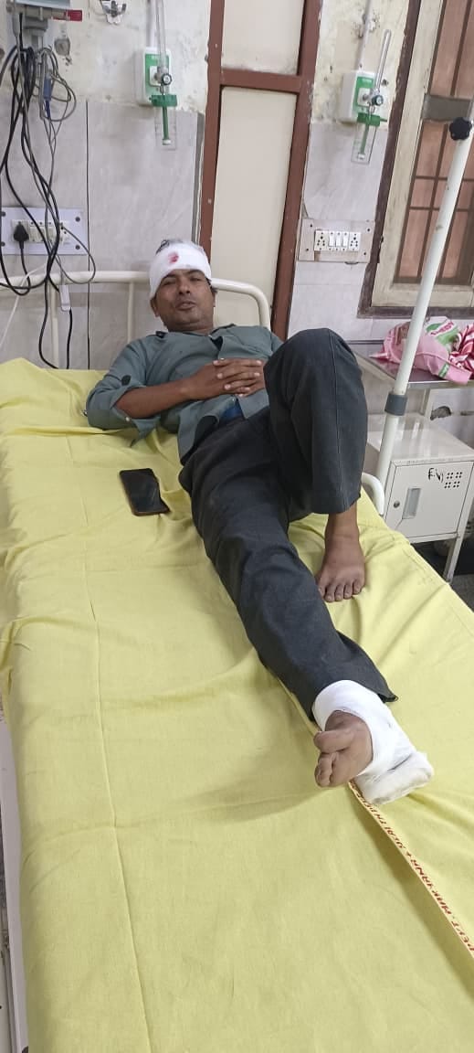 Allegation of assault on a BLO and his associate who had gone to distribute SIR enumeration forms in Ward 15