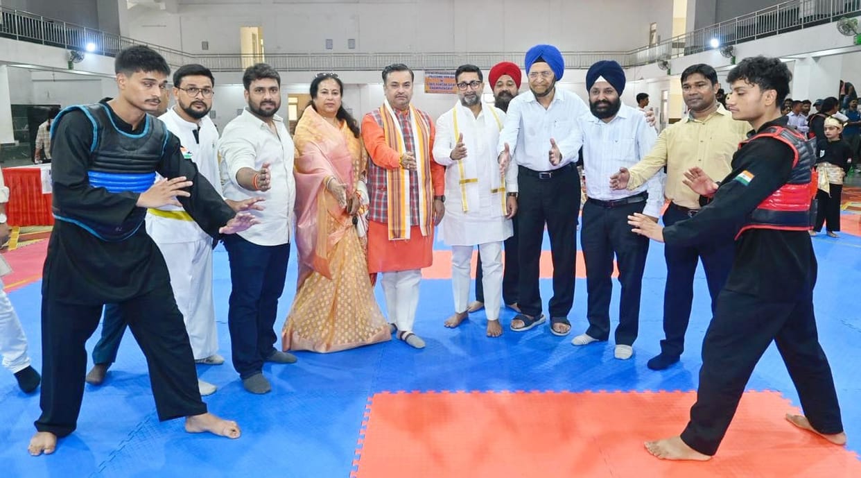 Azamgarh dominates in state level Penchak Silat