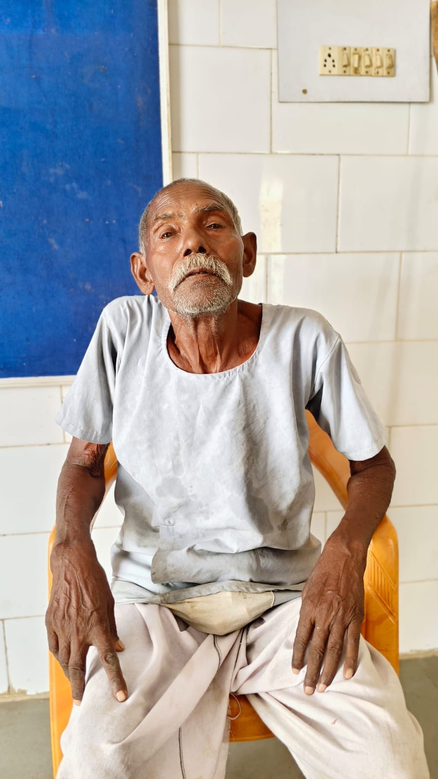 Advancing age, fading hope  40 fathers waiting for their loved ones.