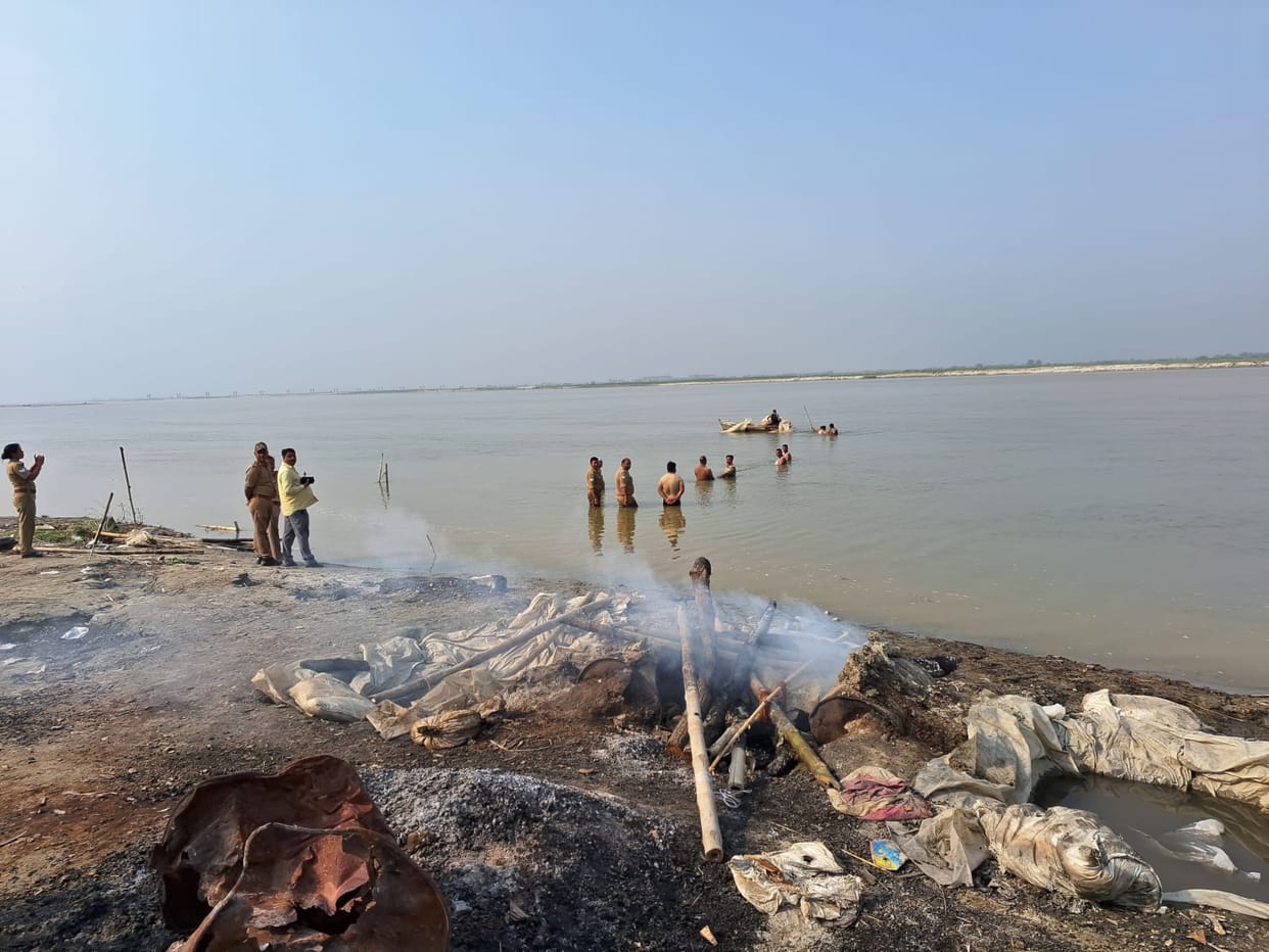 40 liters of illicit liquor seized; 3,500 kg of raw liquor wash destroyed.