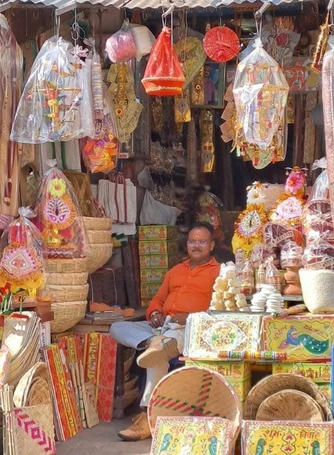 Wedding season begins; crowds swell at shops selling jewelry, clothing, and wedding essentials.