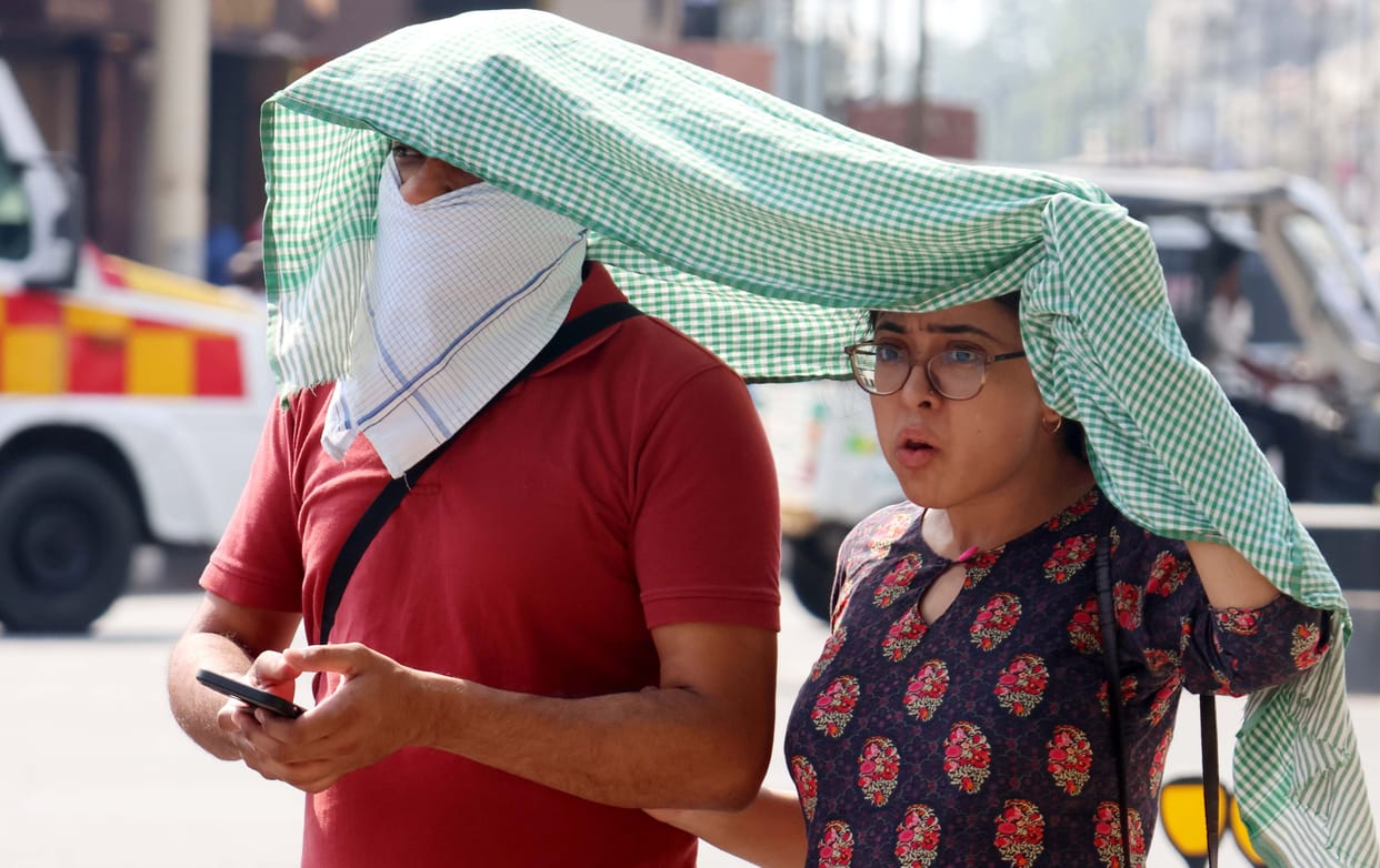 Meerut Weather Today: A game of hide-and-seek between clouds and sunshine; humid heat leaves people sweating.