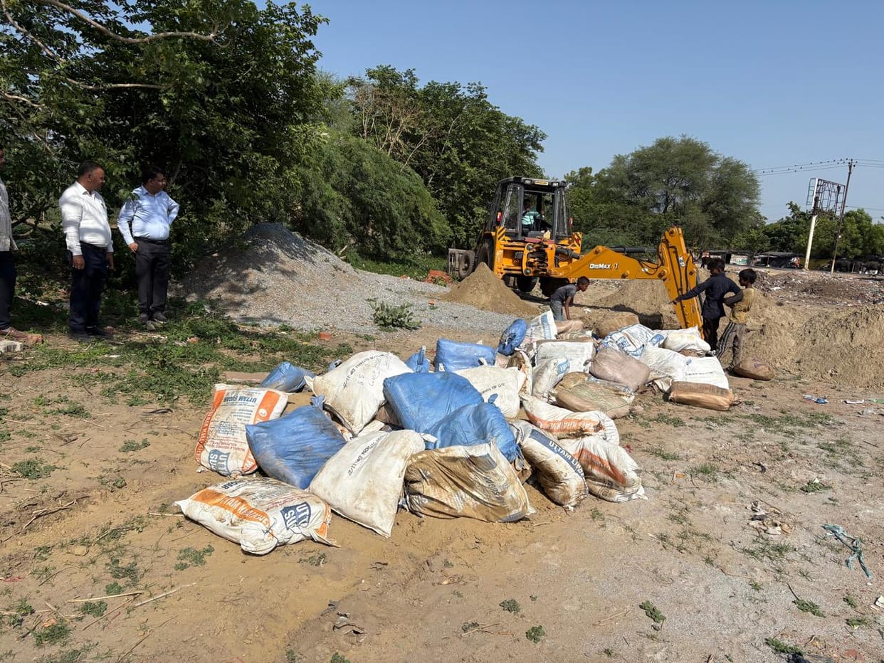 958 liters of adulterated milk destroyed; samples of 12 food items sent for testing.