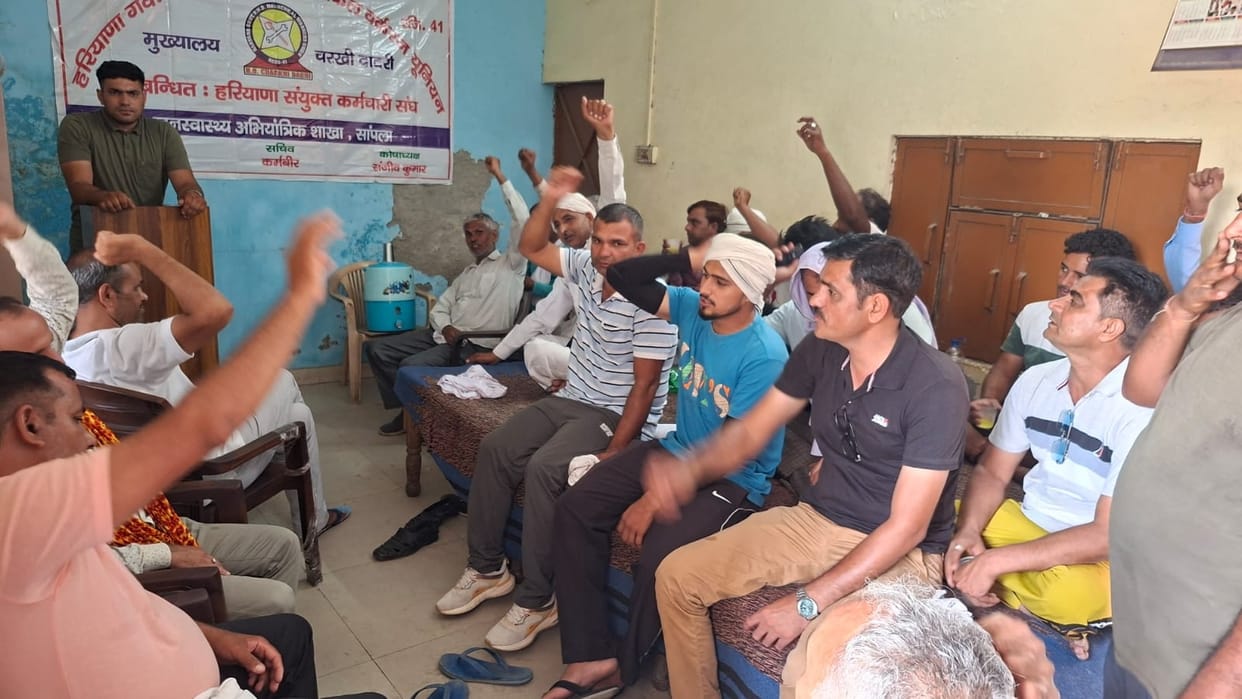 PWD mechanical workers to stage a sit-in and protest on the 23rd.