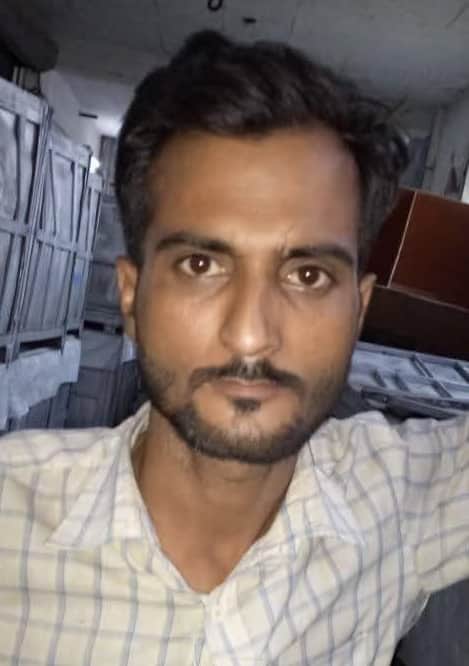 अनुराग तिवारी व उपेंद्र की फाइल फोटो।
