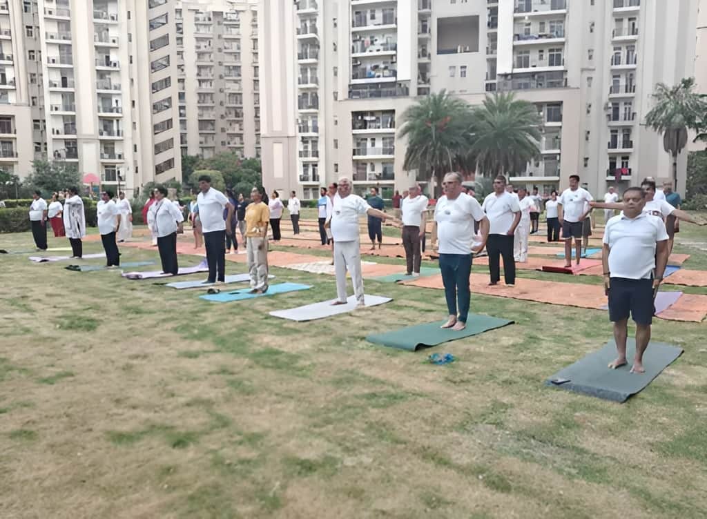 Mass yoga event organized in Bhiwadi