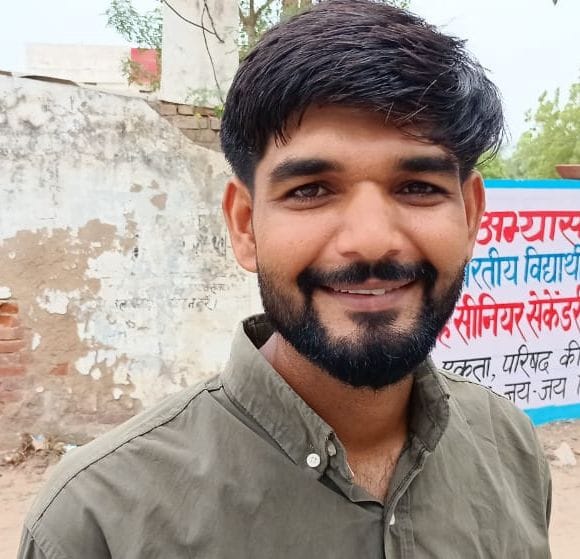 AspirAspiring doctors, carrying the weight of their dreams, appear for NEET again.ing doctors, carrying the weight of their dreams, appear for NEET again.
