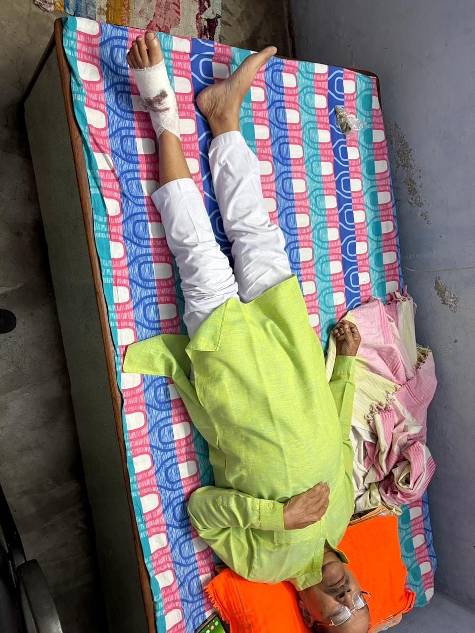 Social worker on a motorcycle suffers leg injury from dangerous kite string.