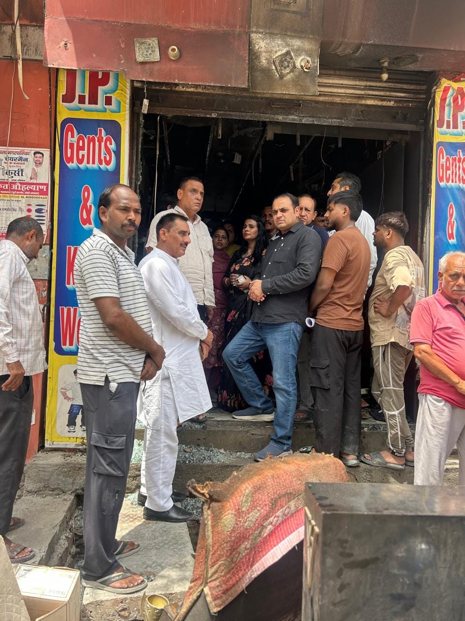 Fire at a clothing shop in Sampla causes losses worth lakhs.