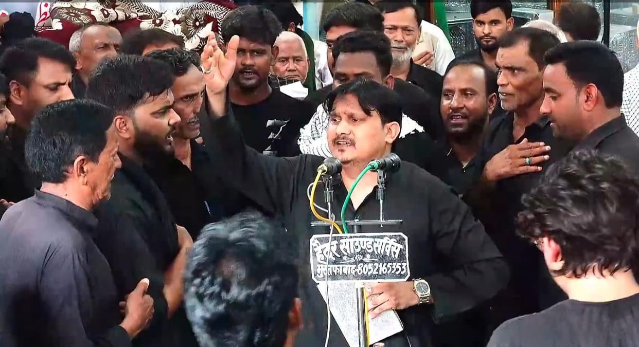 The freedom fighters were saddened after hearing the tale of Karbala