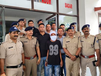 High-profile murder case in Sagar: Two wanted criminals, each carrying a reward of ₹10,000, arrested;