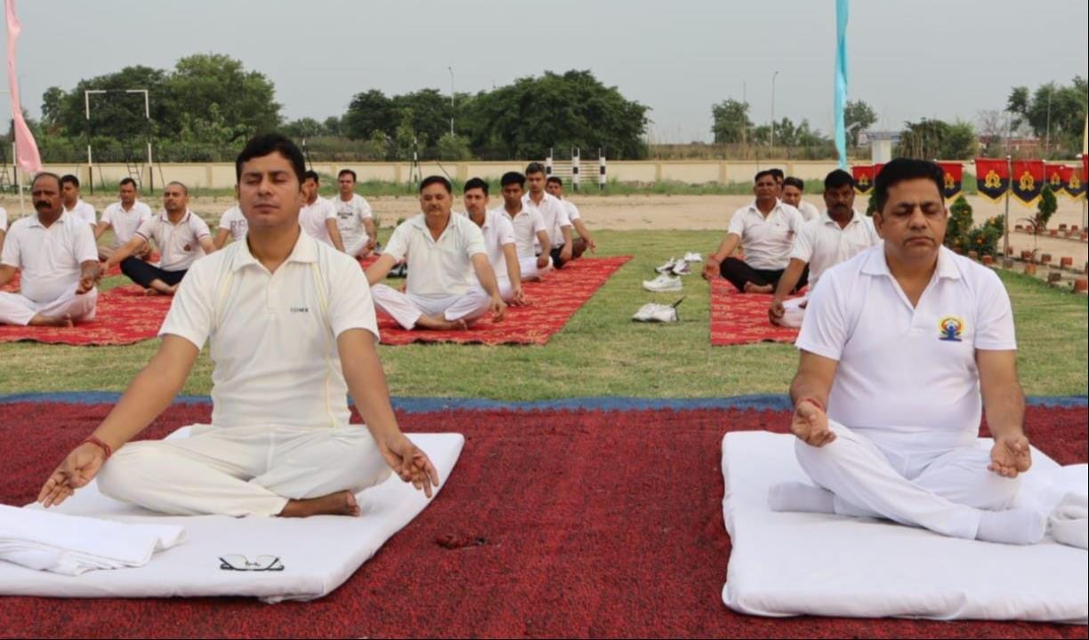 Resolved to lead a healthy life by practicing yoga.