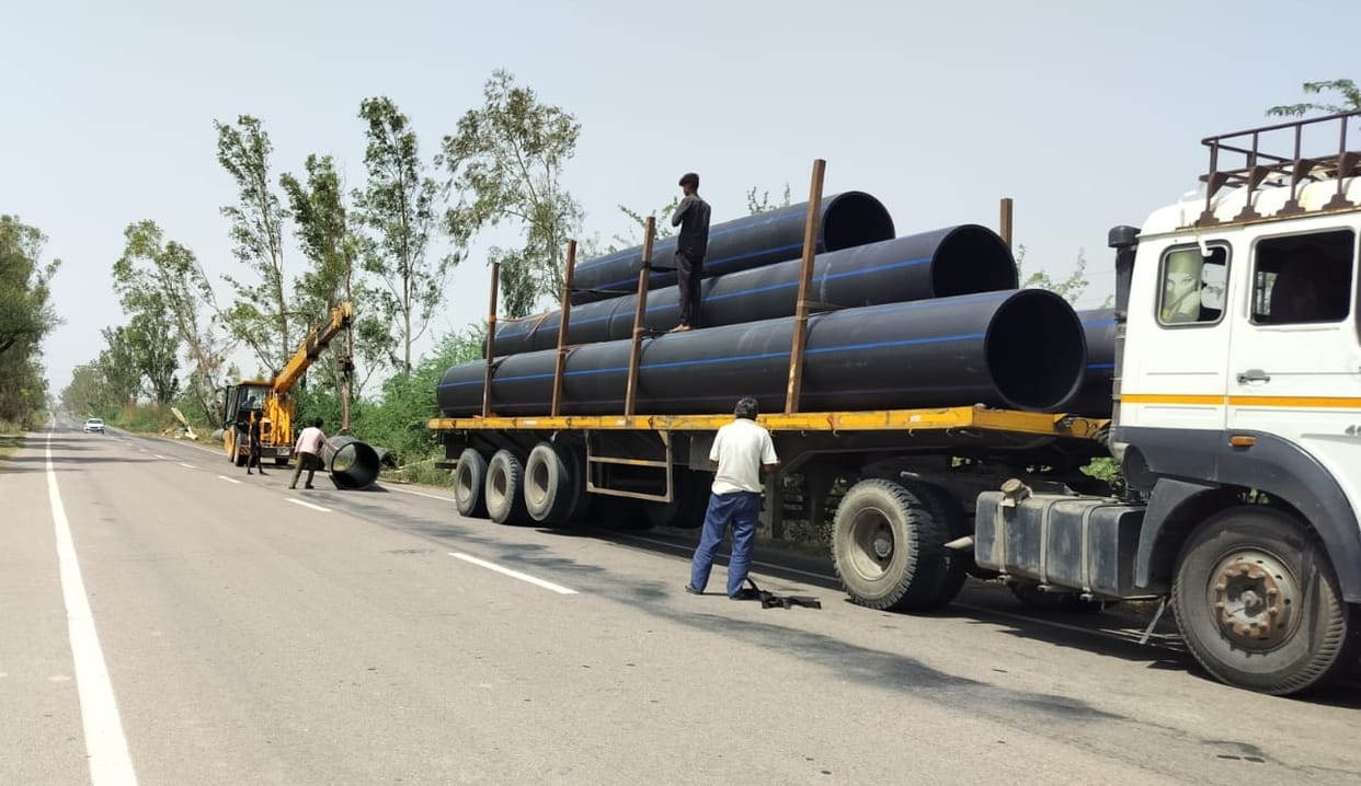 Work resumes on pipeline project stalled for two years; relief from waterlogging expected.