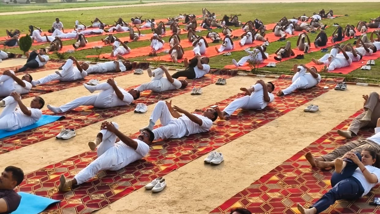 Conveyed the message of curing ailments through yoga.