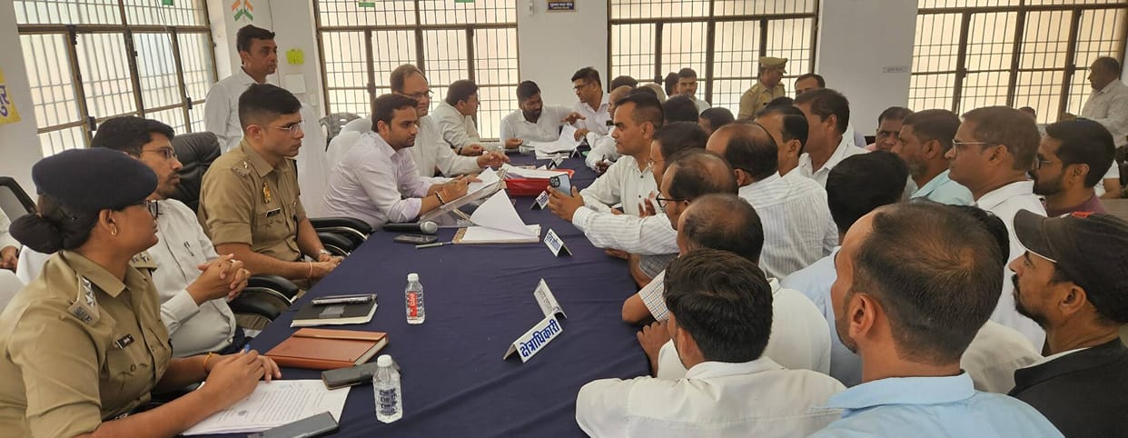CDO resolved nine cases during the 'Sampoorna Samadhan Diwas' (Comprehensive Grievance Redressal Day).