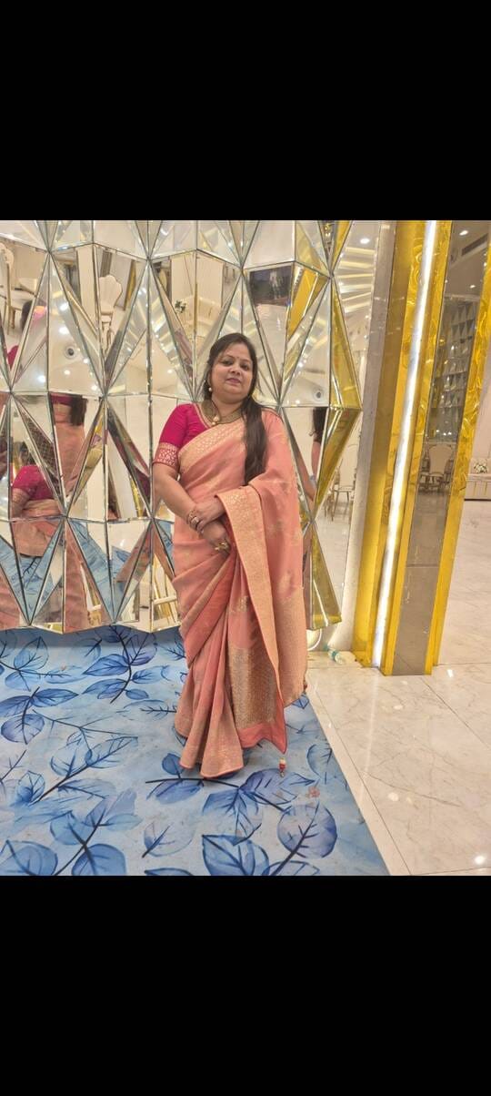 Deepika becomes District Women's Vice-President of the Agarwal Vaishya Samaj.