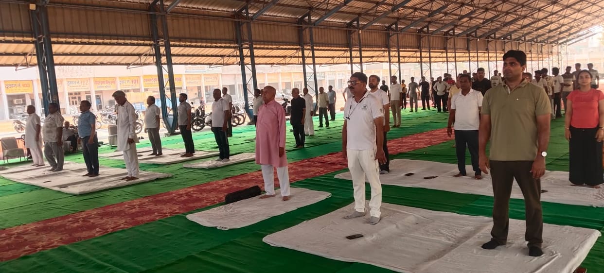 Yoga session held at Radaur Grain Market