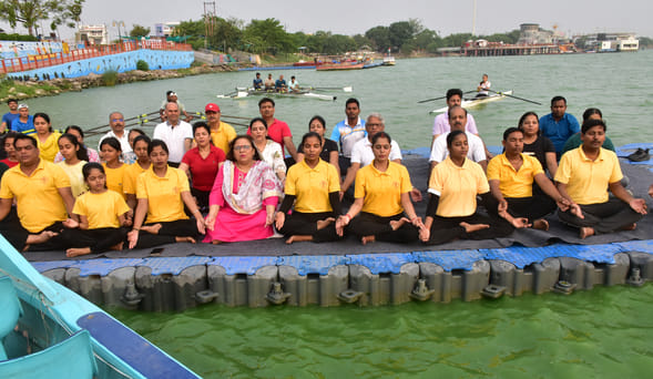 Practicing yoga in the lap of nature offered the mantra for a healthy and positive life.