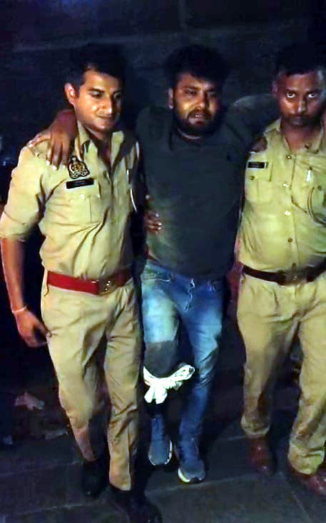 Murder accused shot in the leg in police encounter; arrested Somesh says he avenged his father's humiliation, has no regrets