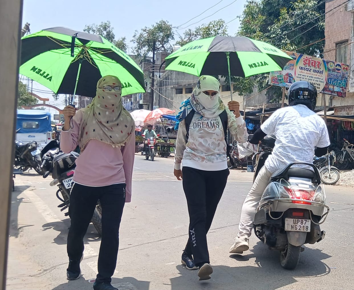 kasganj news raining season