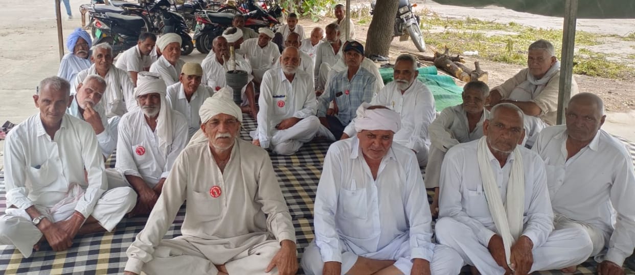 United Kisan Morcha's protest continues, demands solution to farmers' problems
