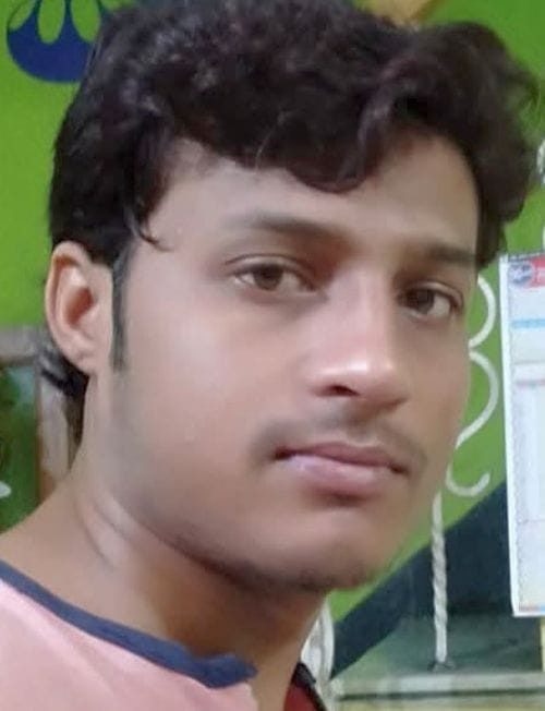 Young man hangs himself after failing to get money for alcohol.