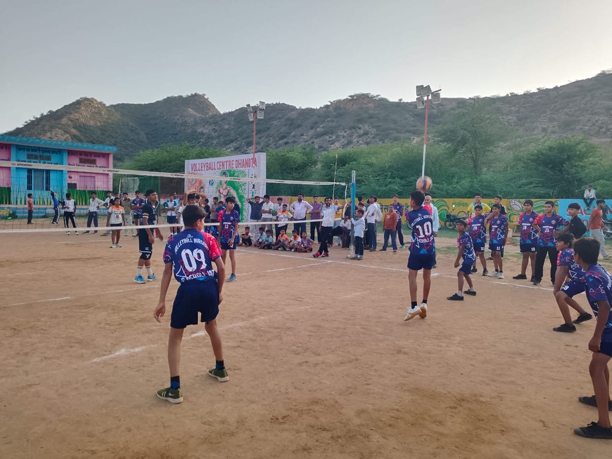 In volleyball, Karoli's team defeated Jailaf 2-0.In volleyball, Karoli's team defeated Jailaf 2-0.