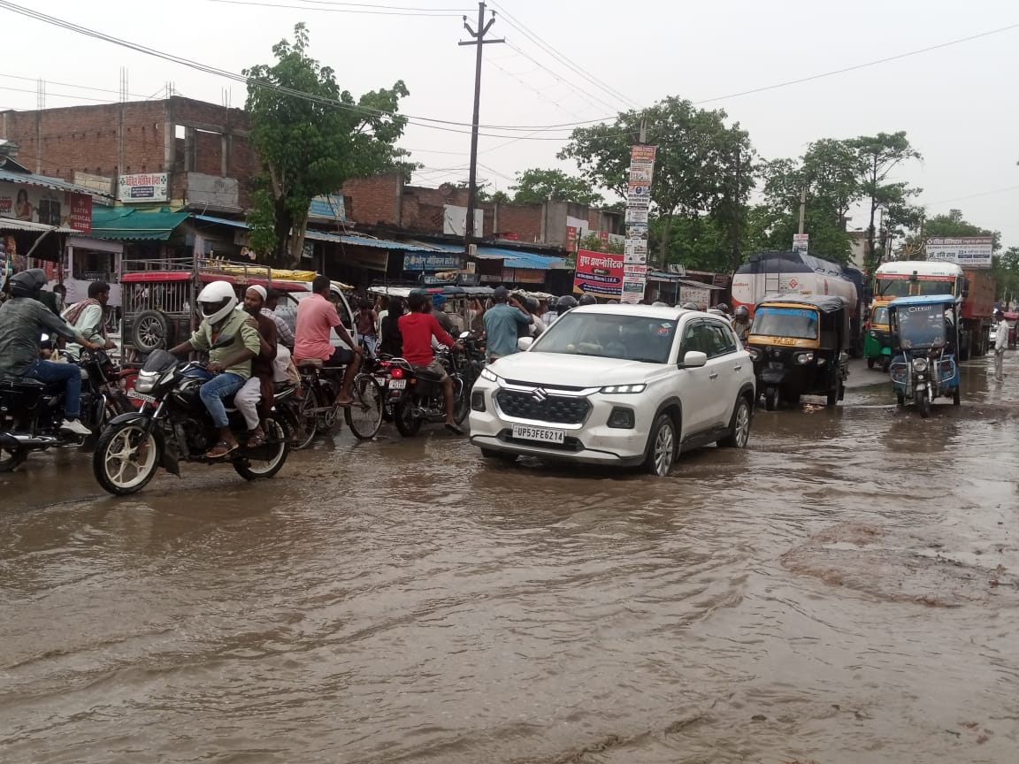 Waterlogging in front of the district hospital; movement affected.