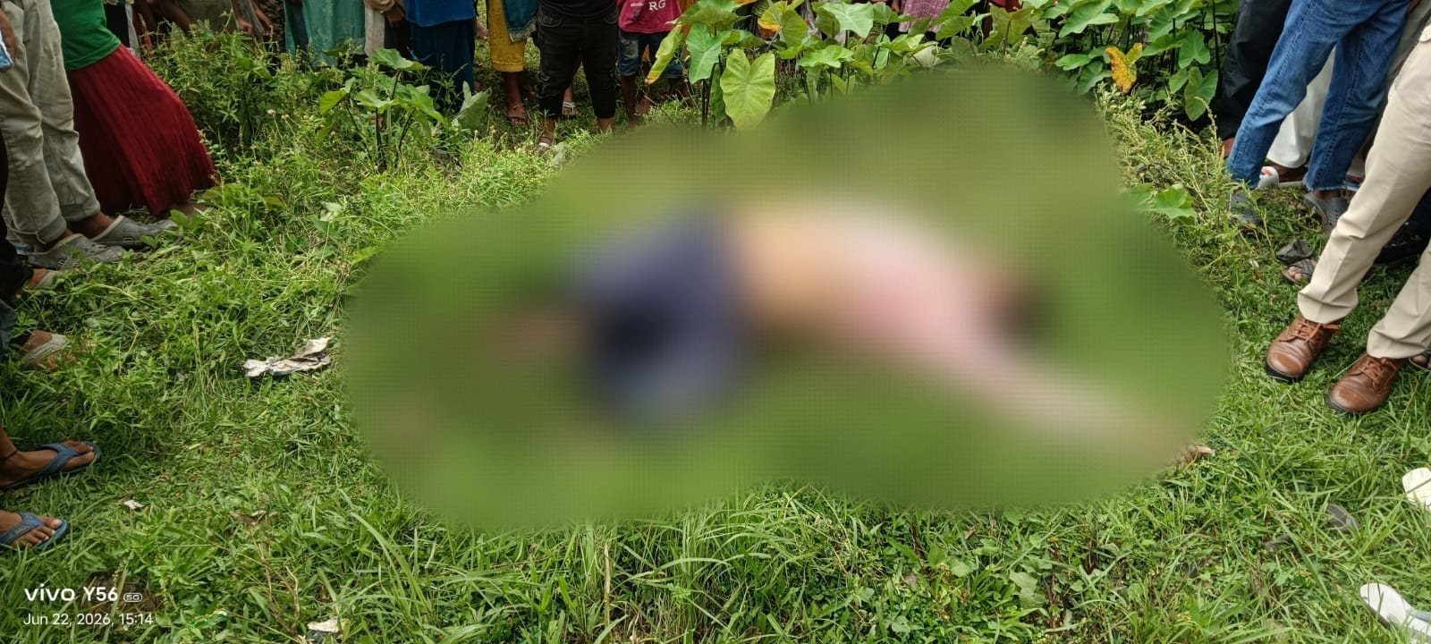 किशनगंज में ट्रेन से गिरे व्यक्ति का शव 2 घंटे पड़ा रहा