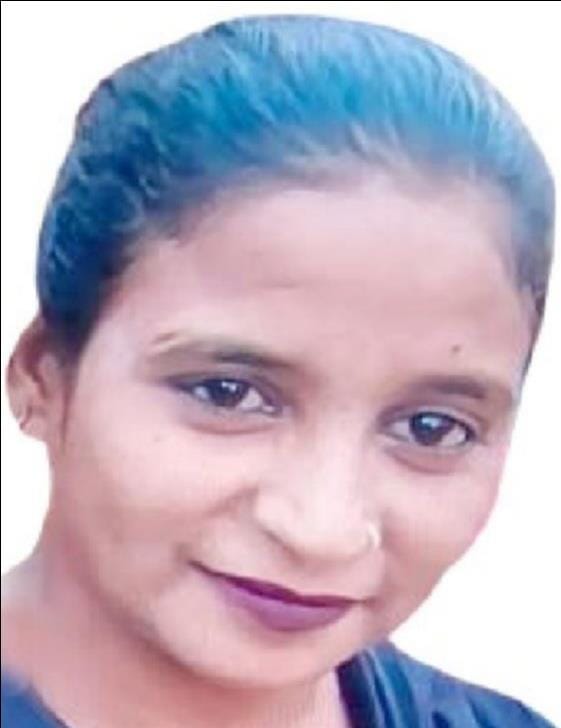 Human trafficking links traced to Etawah, reward each on two suspects, including a woman.