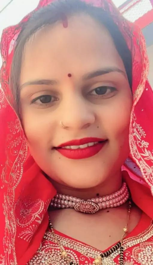 Uproar at hospital over married woman's death; her family alleges murder.