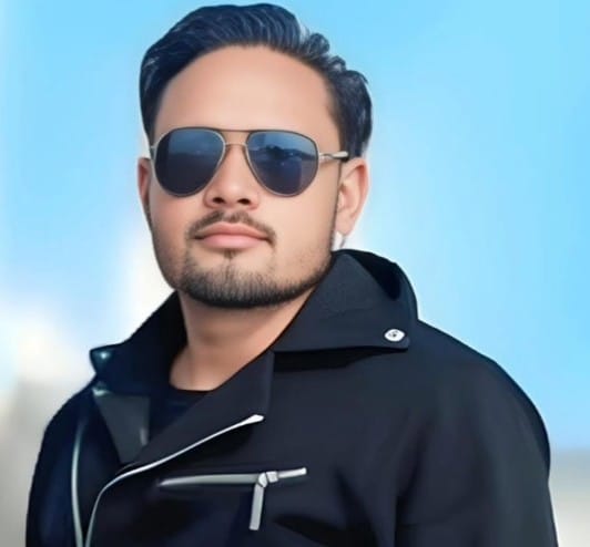 Bus hits bike of a youth returning from in-laws' house, dies