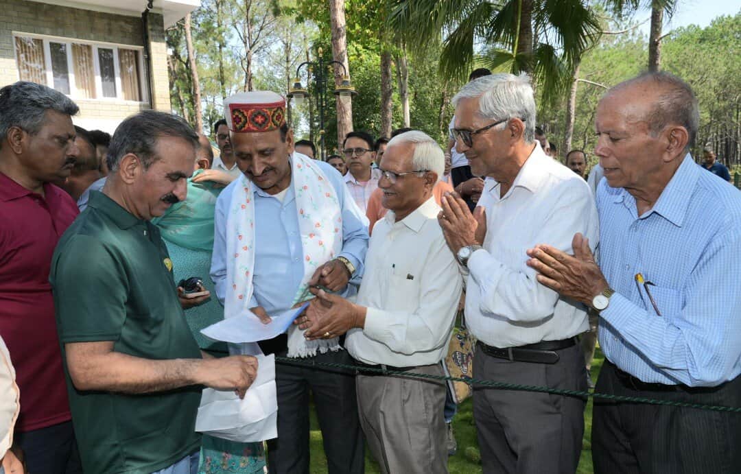 Memorandum submitted to CM regarding payment of pension revision arrears.