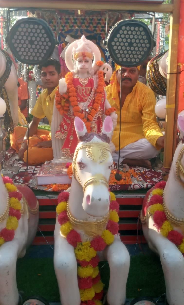 A ceremonial procession was taken out as part of the Pran Pratishtha consecration of the Hanuman idol