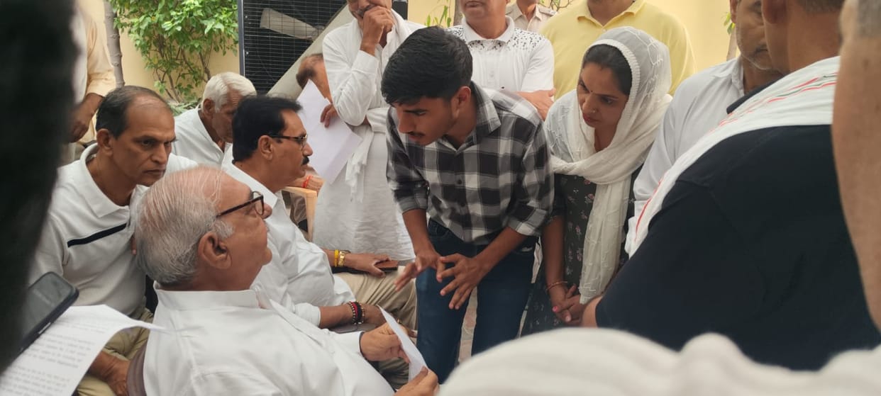 LCLO delegation meets former CM for the fifth time.