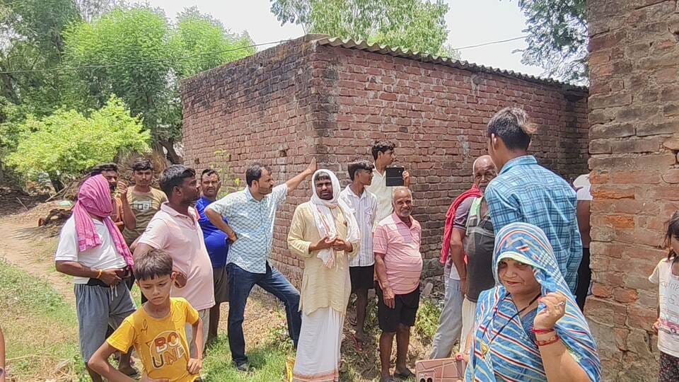 Villagers took to the streets to demand the clearing of encroachments on the village access path