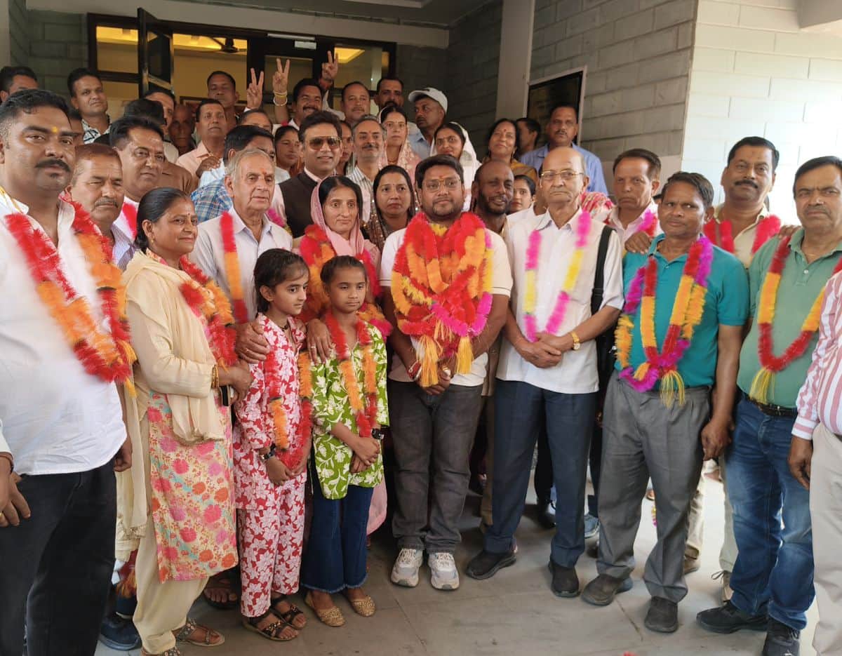 Congress captures Baroh Panchayat Samiti; Renu Bala becomes Chairperson.