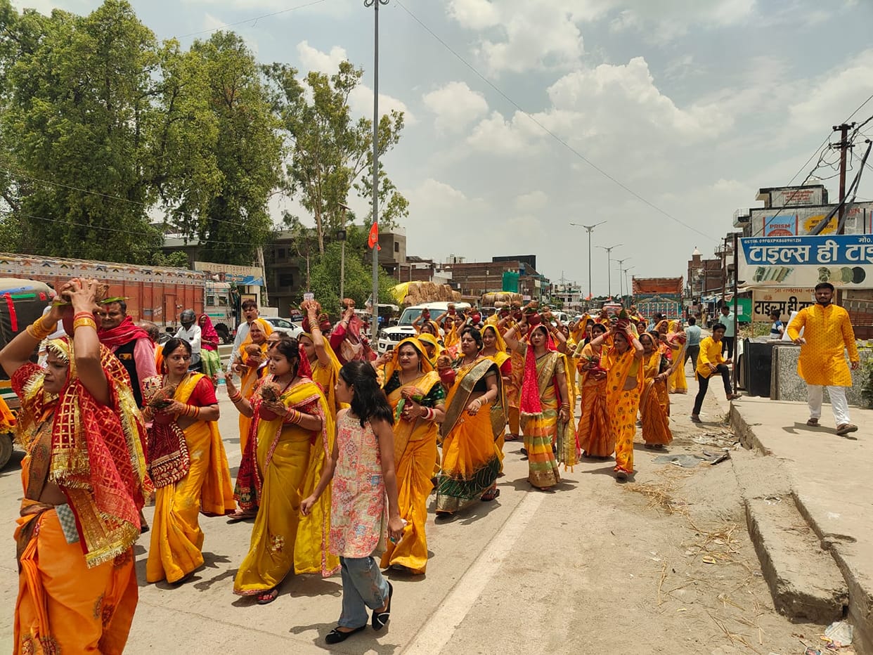 A Kalash Yatra was taken out following the consecration ceremony at the Shiva temple