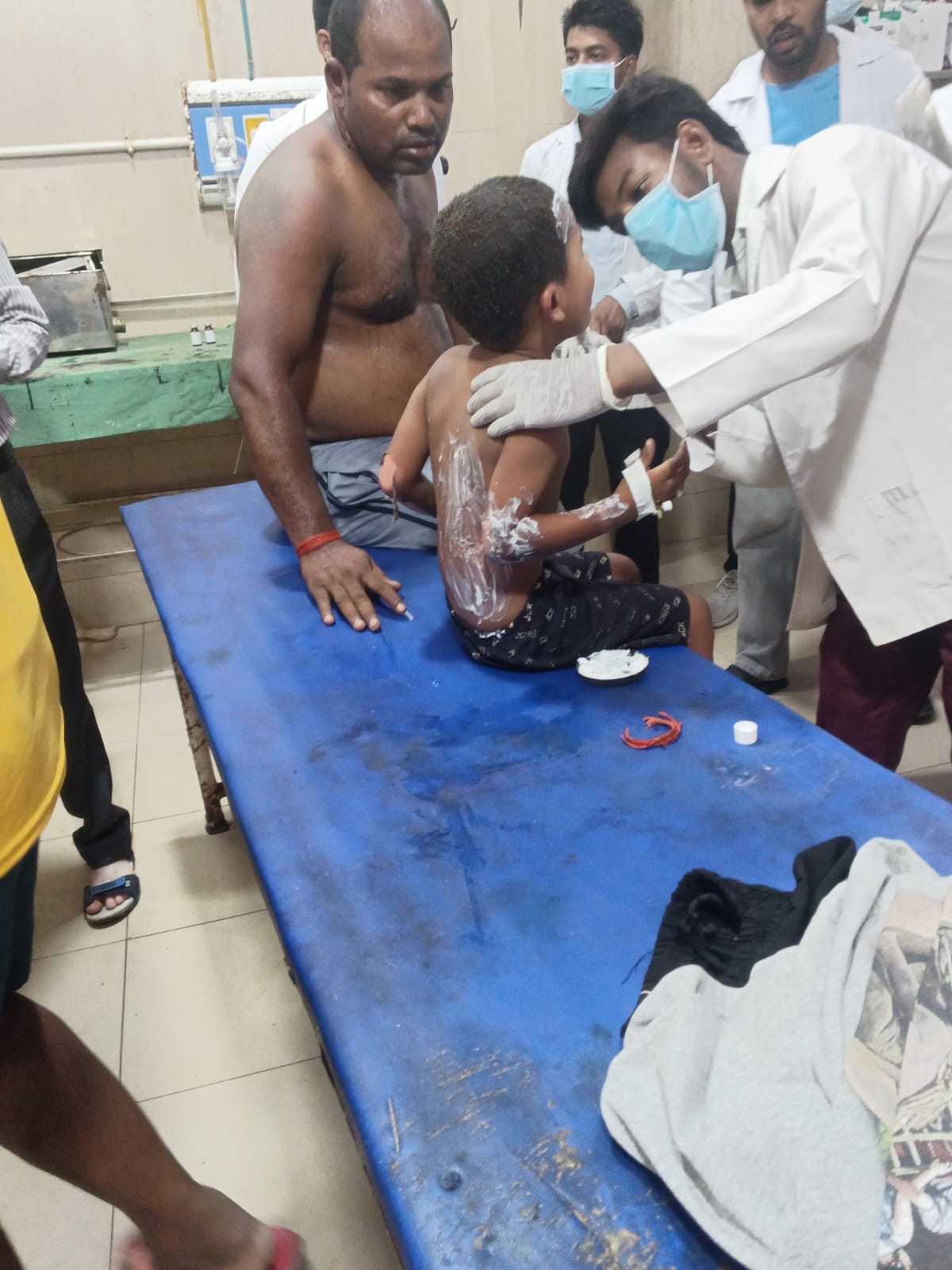 Fire breaks out in transformer; couple and two sons suffer burns.