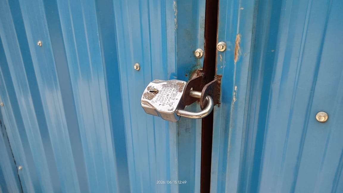 Lock on the Atal Canteen at ESI Hospital