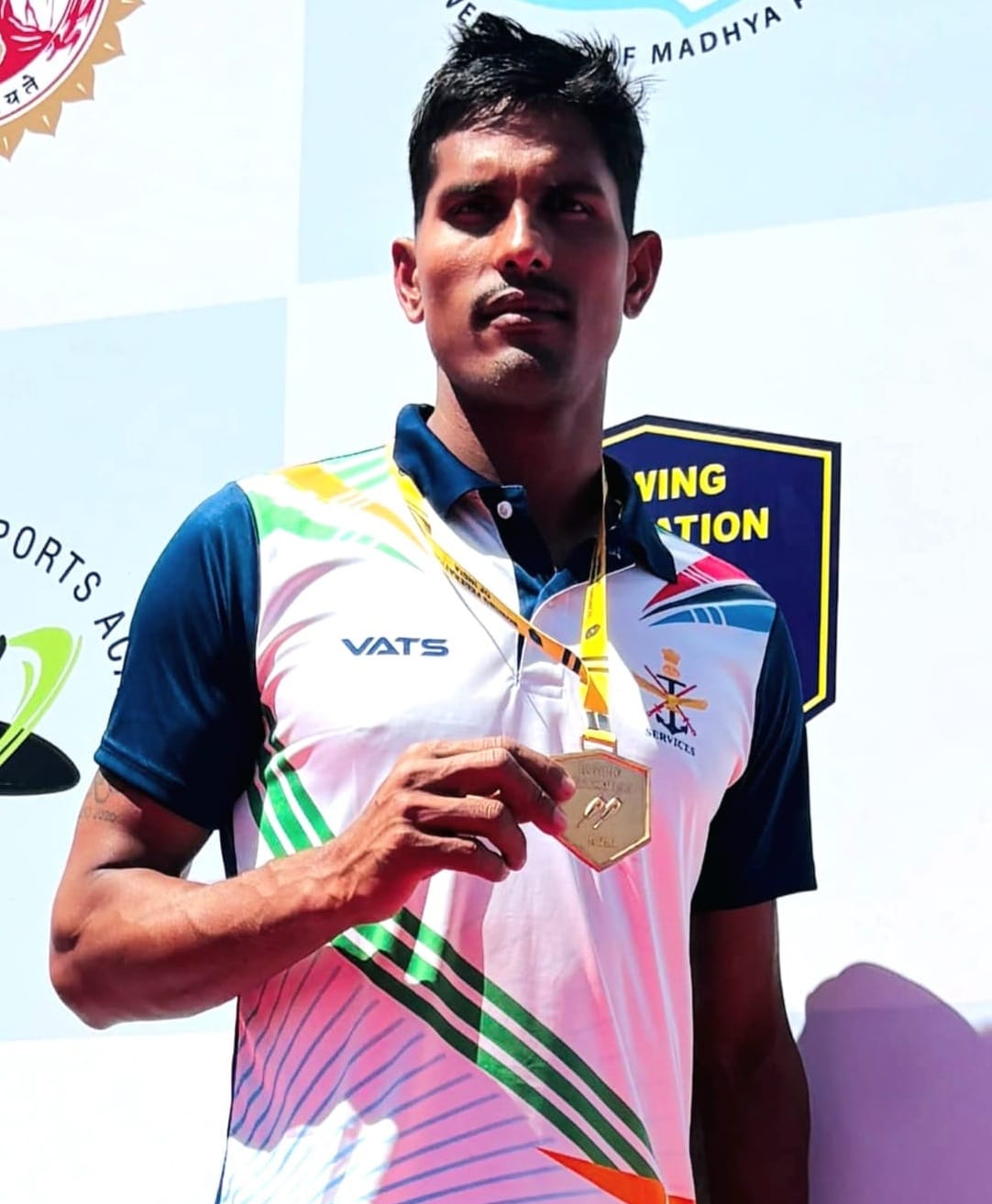 Arvind from Khurja to participate in the World Rowing Championship.