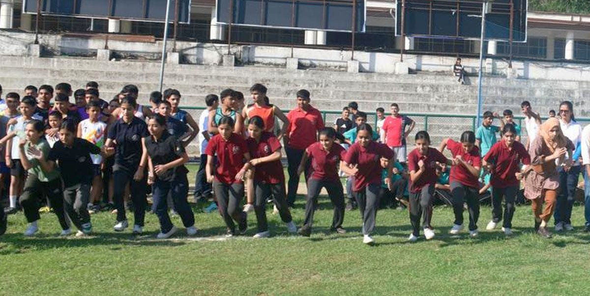 Mahak and Irfan finished first in the race.