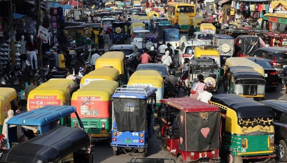 Autos, E-rickshaws Banned on Hari Phatak-Neelkanth Dwar Route in Ujjain to Ease Traffic