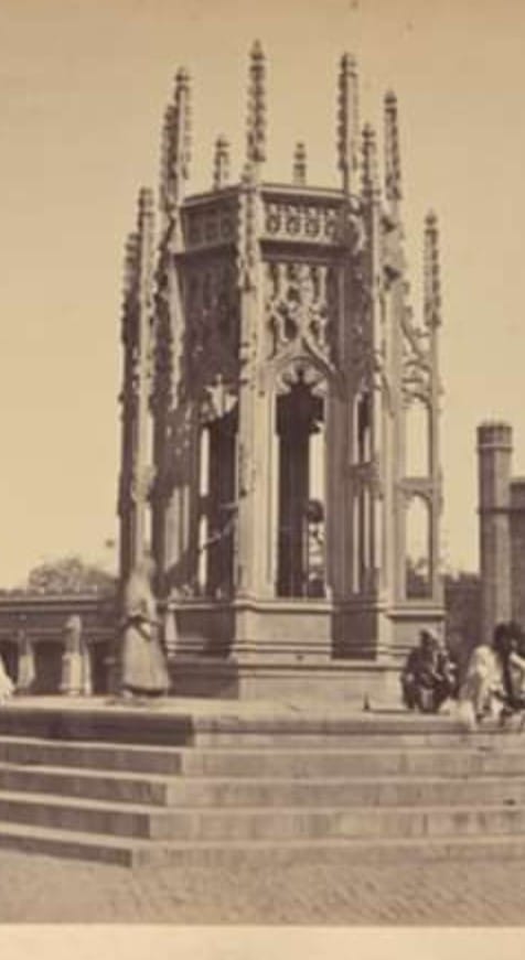 Pakki Sarai suffers from neglect and encroachment; 175-year-old carved well in a dilapidated state