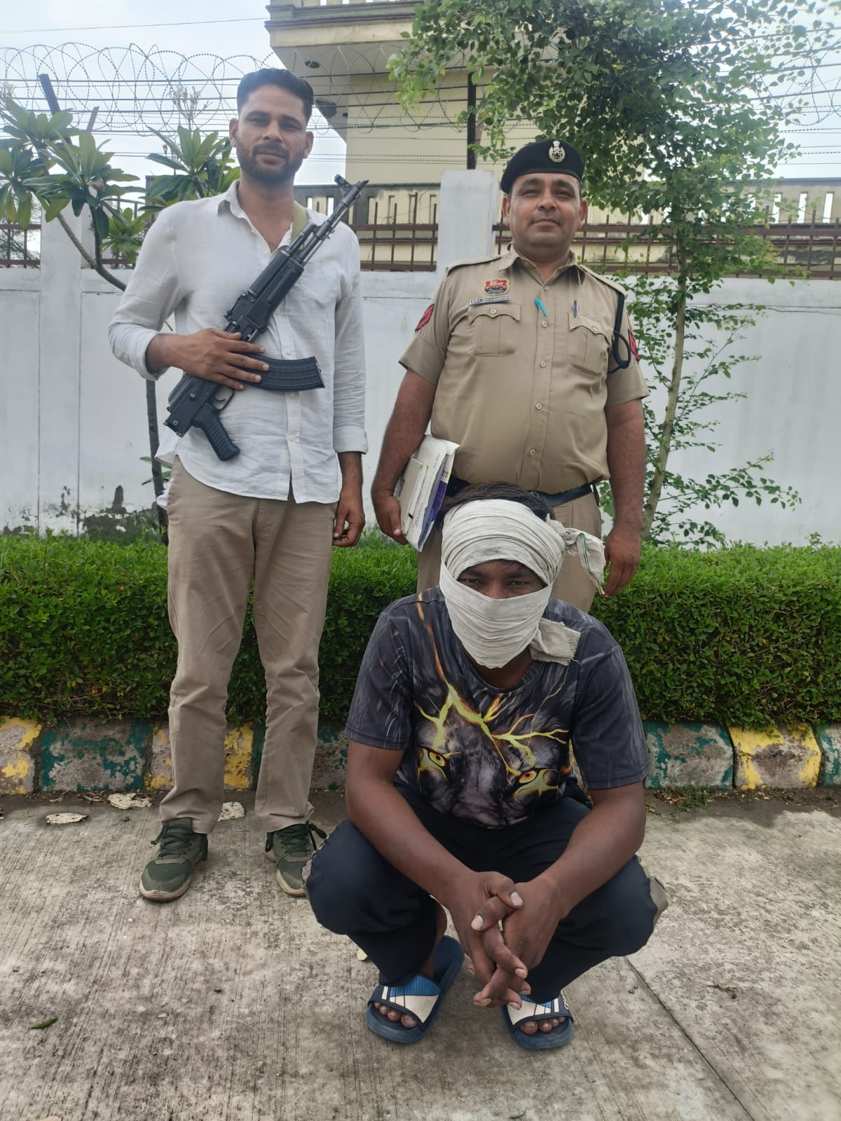 Interstate theft gang busted; used to scout shops under the pretext of selling phenyl or other excuses