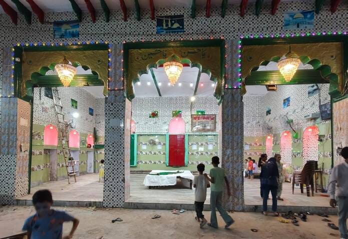 The historic floral taziya will be placed at Paay Chowki today; taziyas will be placed across the city from the seventh day of Muharram; devotees will flock to visit the floral taziyas.